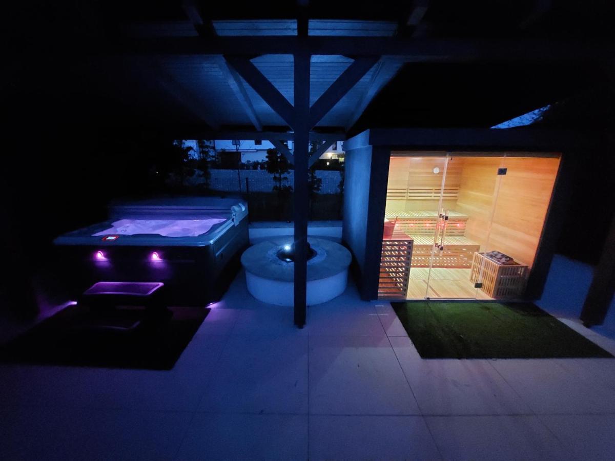 Fuege Villa Luxury & Wellness Balatonfured Exterior photo